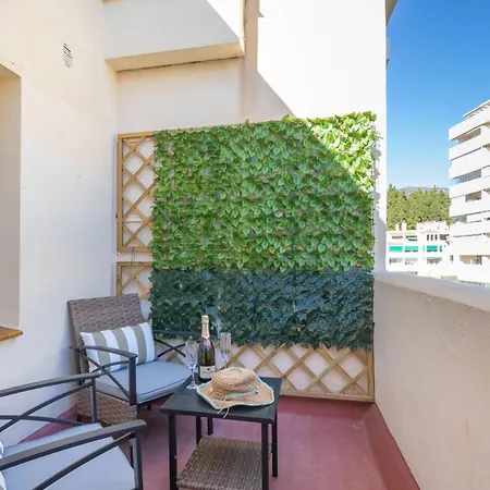 Center V Marbella
